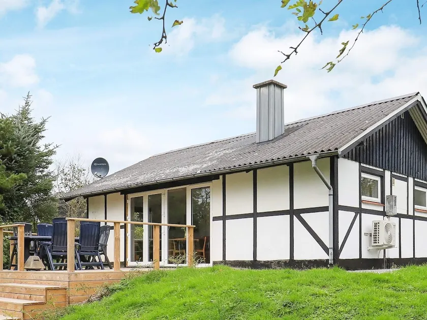 5 Person Holiday Home in Struer - Image 1