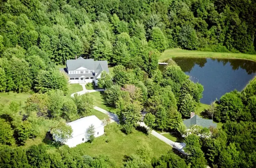 Bear Creek Farm Bed And Breakfast - Image 1