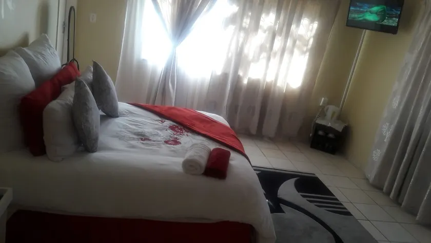 Alika Guest House - Image 1