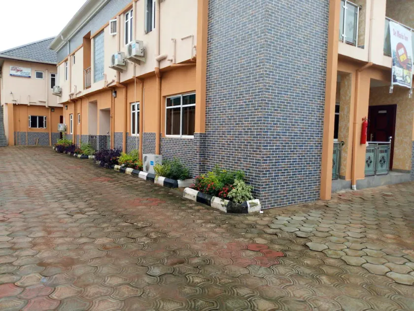 De Maria Inn - Image 1