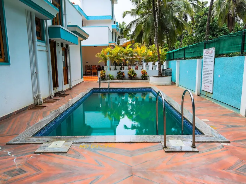 OYO 14779 Meera Motels & Residency - Image 1