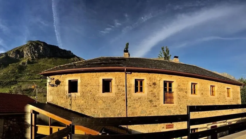 Albergue de Saliencia - Image 1