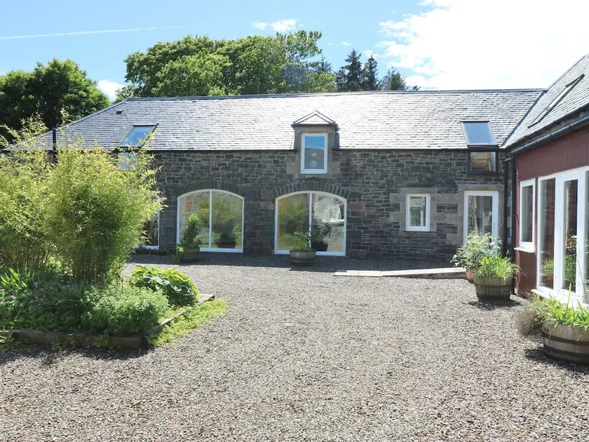 The Byres - Image 1