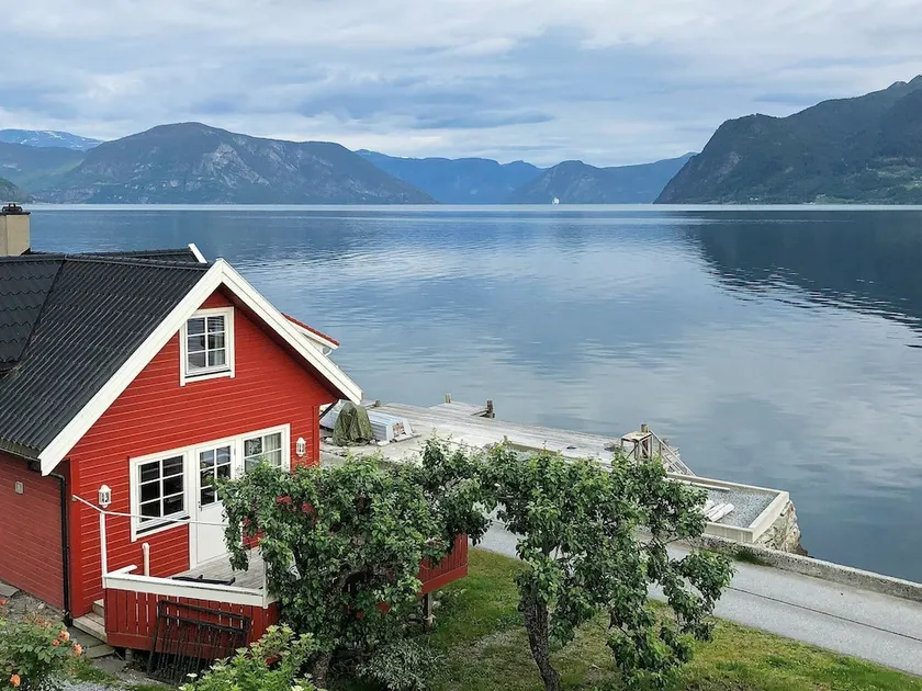8 Person Holiday Home in Leikanger - Image 1