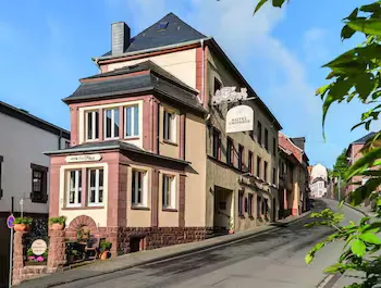 Hotel Gasthaus Zur Post - Image 1