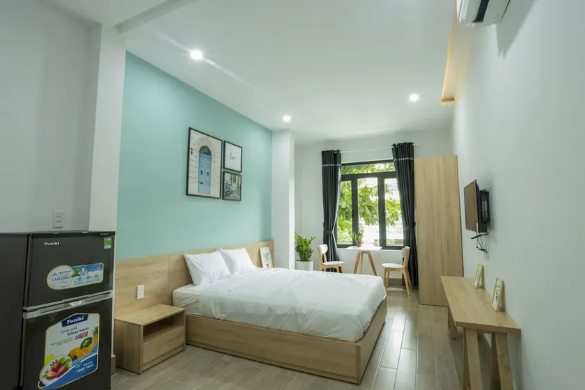 S.Mile House Apartment - Image 1