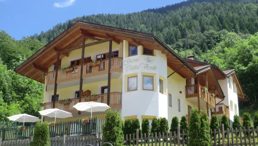 Hotel Garnì Costa Verde - Image 1