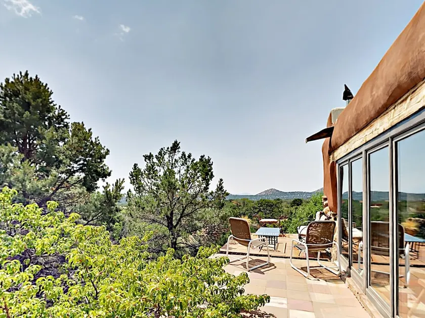 Pueblo-style 2br W/ Terrace - Enjoy Sunset Views! 2 Bedroom Home - Image 1