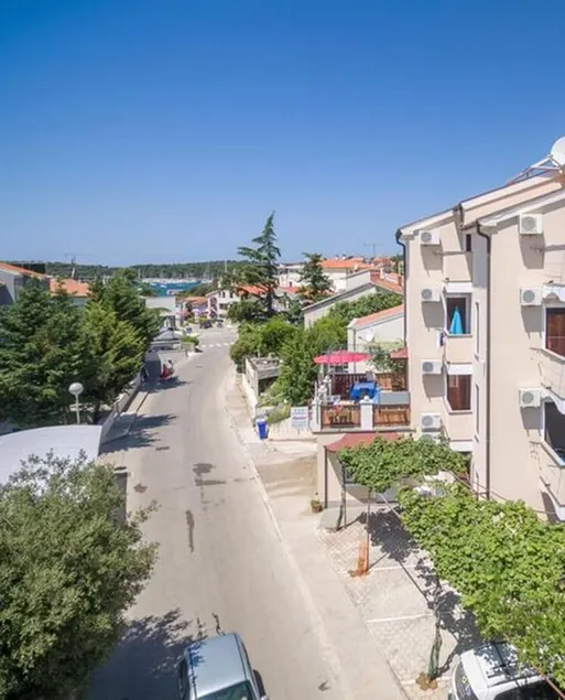 Apartments Antic - Image 1