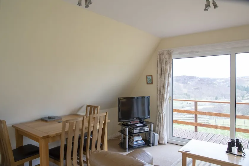 Highland Glen Lodges - Image 1