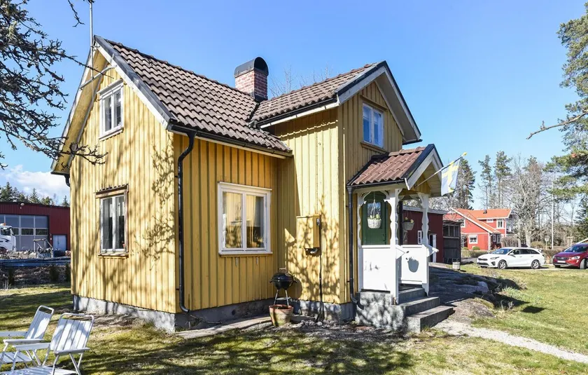 Nice Home in Brålanda With 2 Bedrooms and Wifi - Image 1