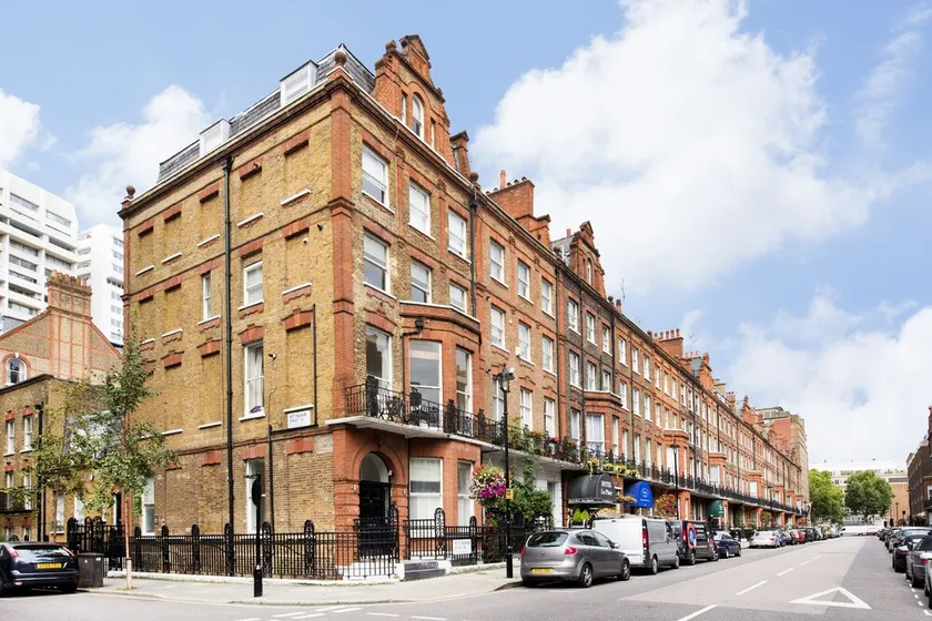 Gorgeous 2BR in Sherlock Holmes' Baker Street! - Image 1