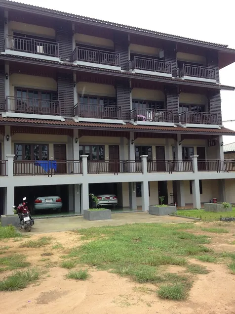 Green Park Boutique Residences - Image 1