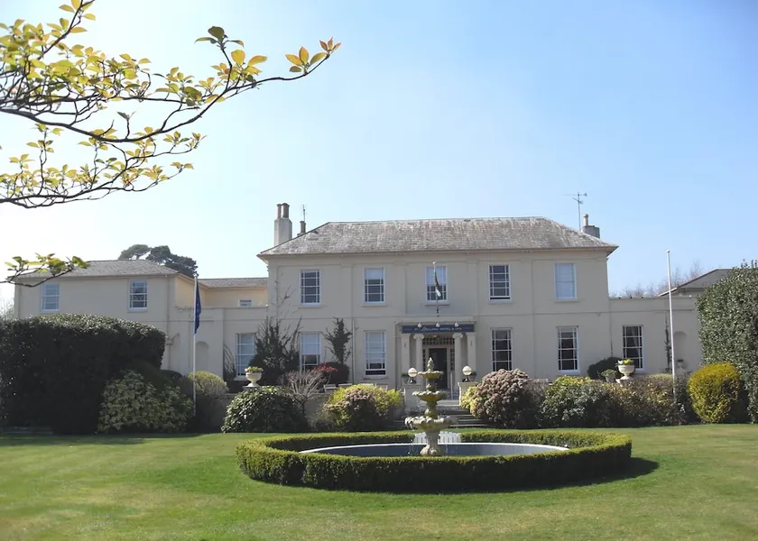 St Mellons Hotel - Image 1