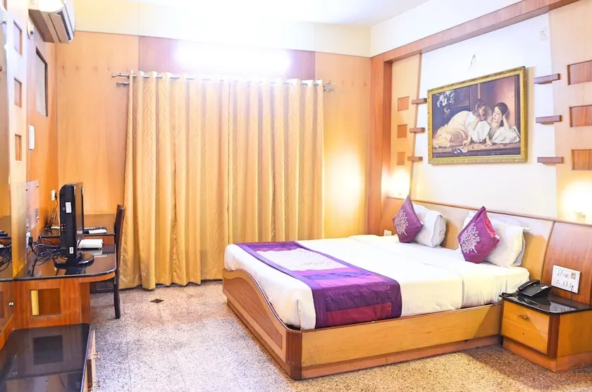 Kyriad Hotel Pimpri - Image 1