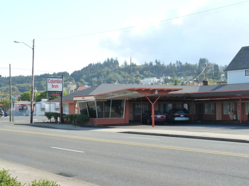 Columbia Inn Astoria - Image 1