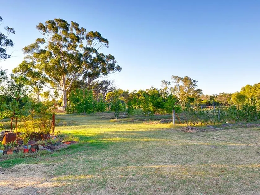 Armadale Farmstay Bed & Breakfast - Image 1