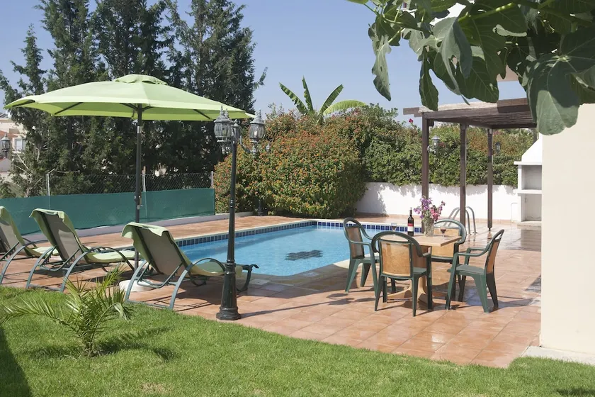 Regina's Exclusive Villas - Image 1