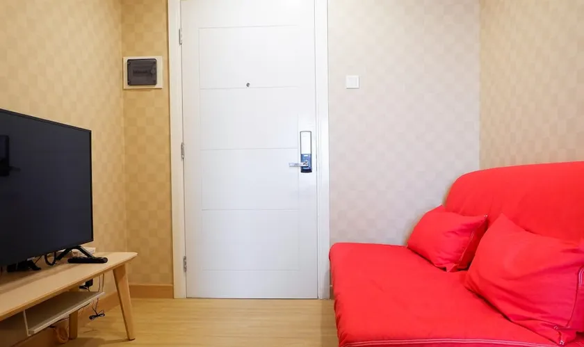 Spacious Studio Madison Park Apartment Beside Central Park Mall - Image 1