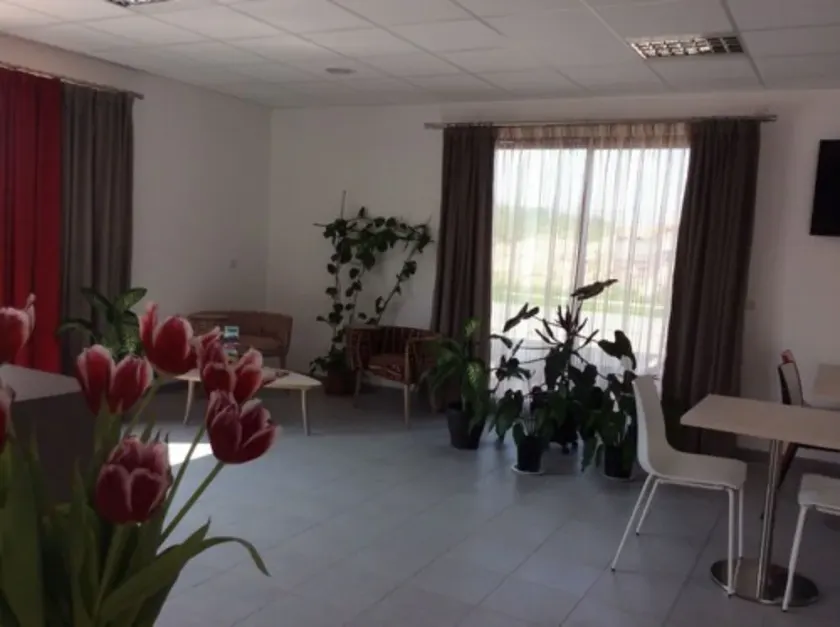 Hôtel Au Beaujolais Saint Jean - Image 1