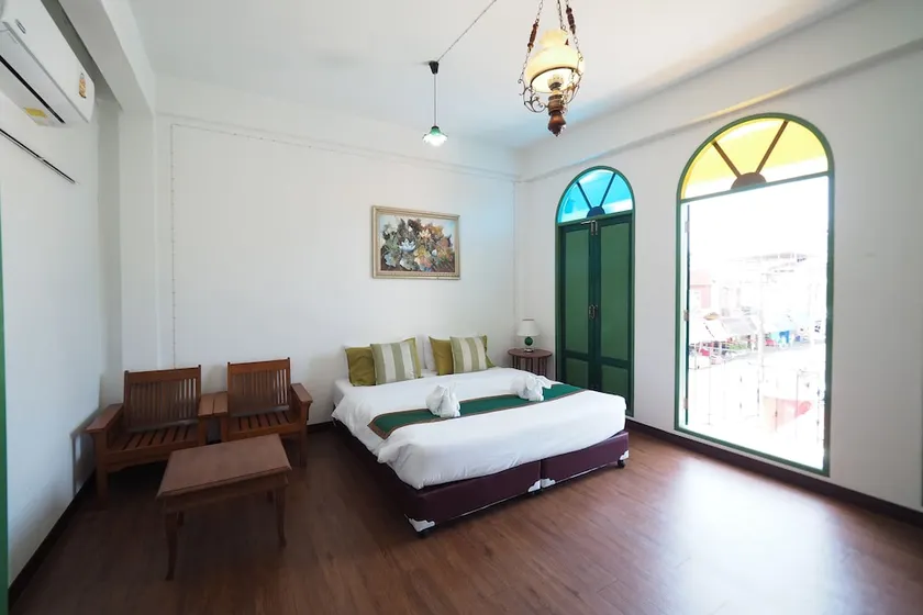 Siri Krabi Hostel - Image 1
