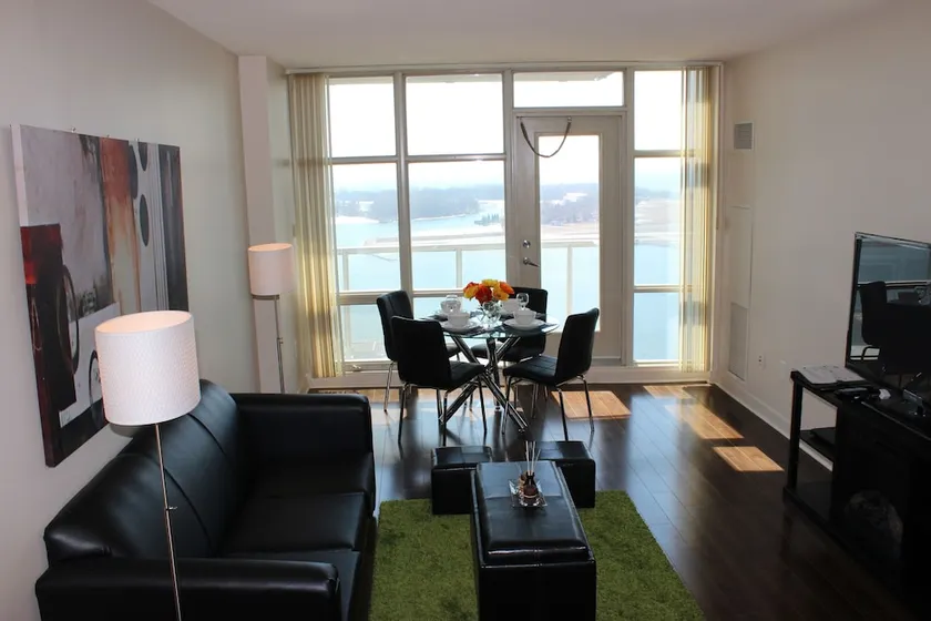 Atlas Suites - Mariner Terrace - Image 1