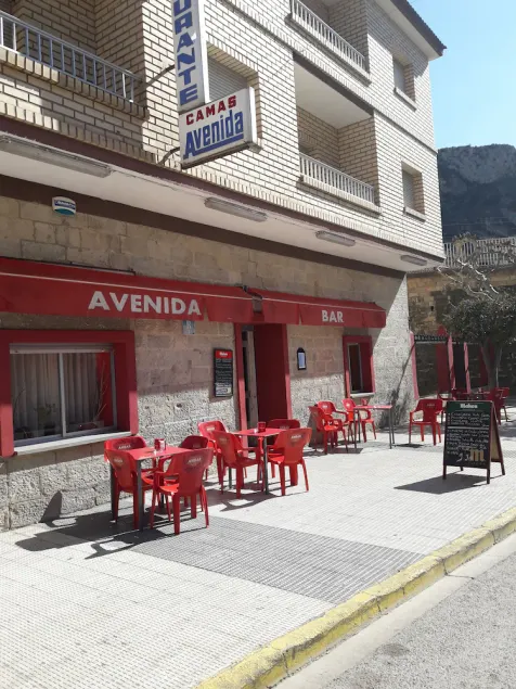 Hostal Restaurante Avenida - Image 1