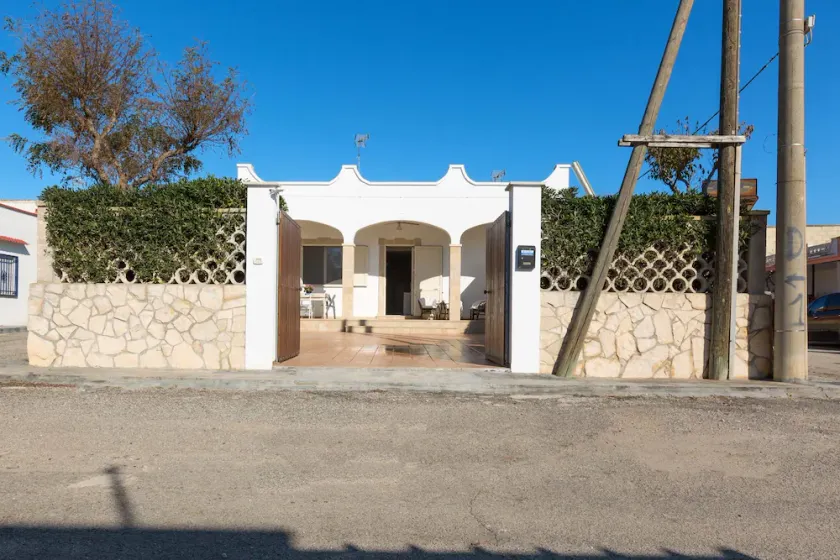 Villa Relu - Image 1