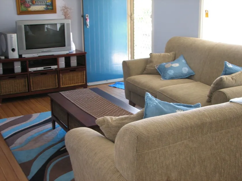 Horace Street Shoal Bay Pet Friendly Holiday Home - Image 1