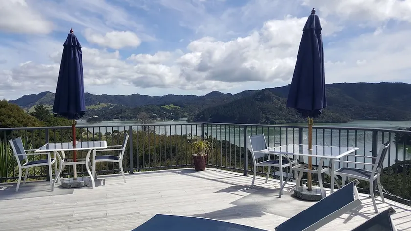 Waimanu Lodge - Image 1