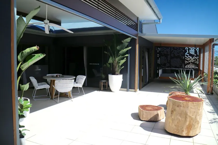 Rooftop Byron - Image 1
