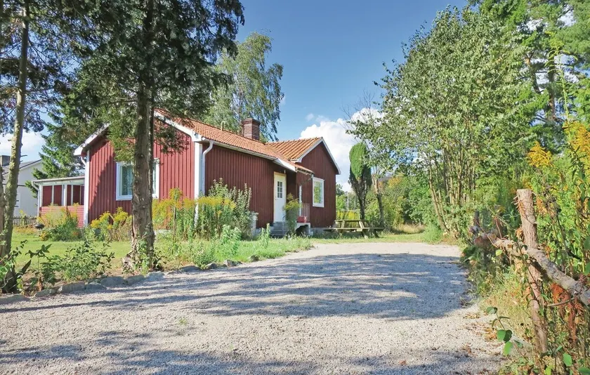 Amazing Home in Bromölla With 3 Bedrooms, Sauna and Wifi - Image 1