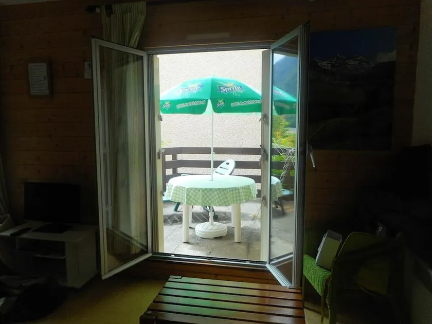 Studio in Cauterets, With Wonderful Mountain View and Furnished Balcony - 11 km From the Slopes - Image 1