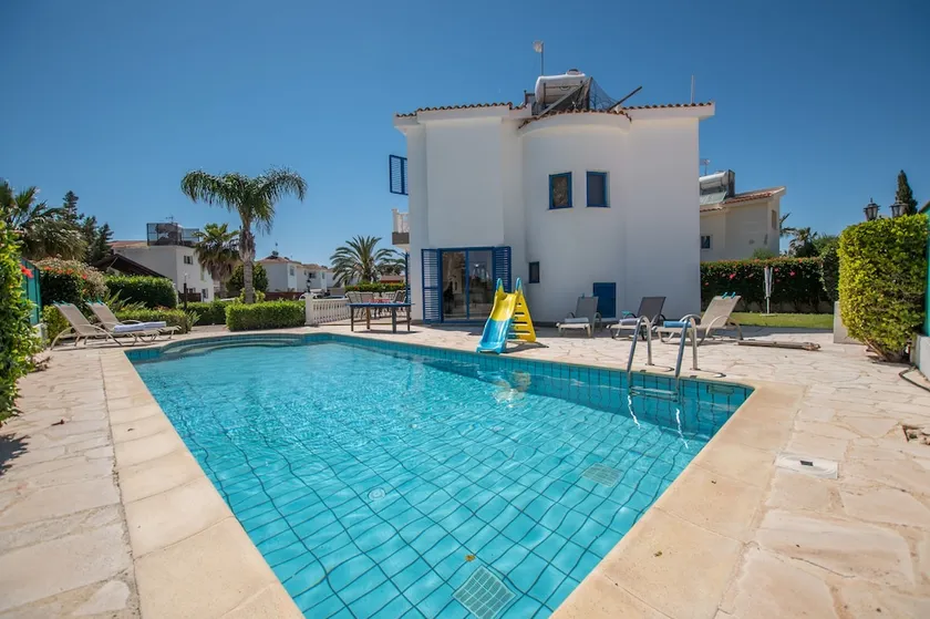 Villa Di Mare - Image 1