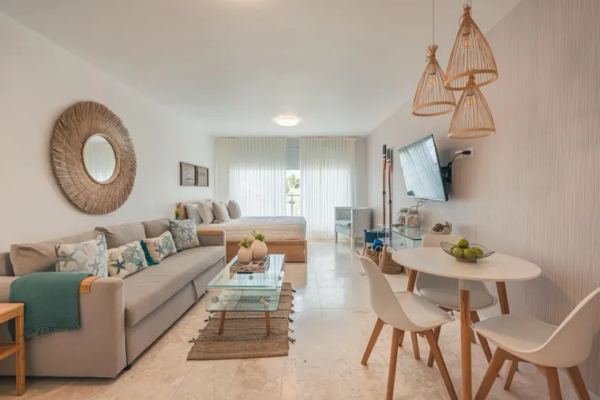 Tropical Studio at Green One a Golfers Dream 22B - Image 1