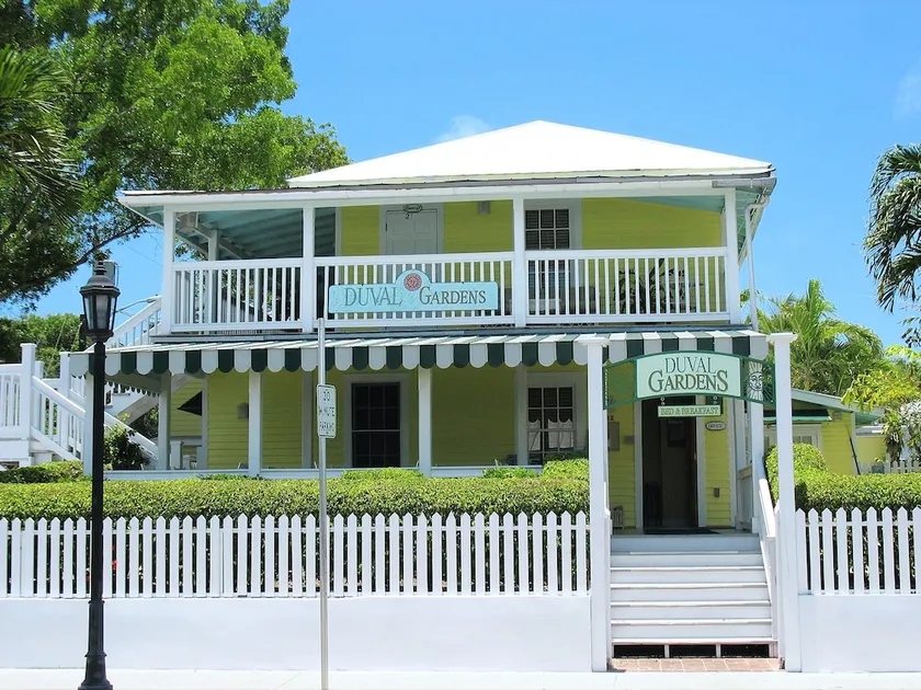 Duval Gardens - Image 1