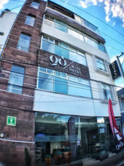 Go Mini Hotel - Image 1