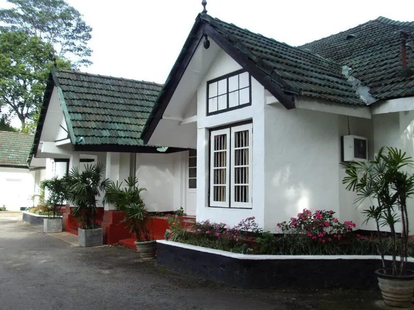 Heritage Pusellawa Bungalow - Image 1