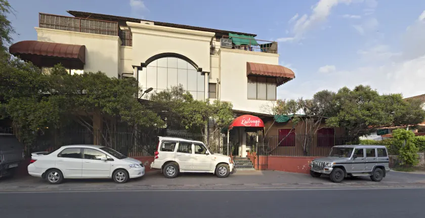 Eltravo Hotel Jaipur - Image 1