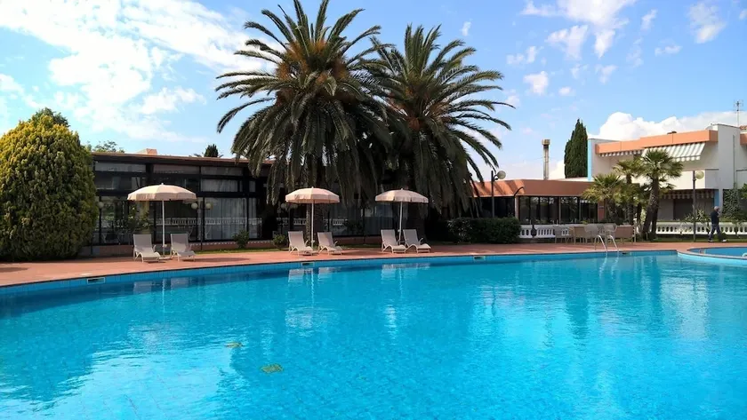 Hotel Hermitage - Image 1
