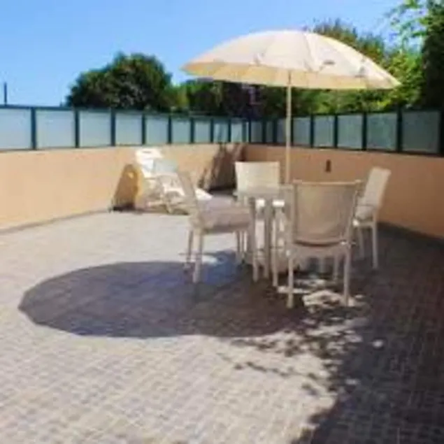 Apartment With one Bedroom in Porto, With Furnished Terrace and Wifi - 2 km From the Beach - Image 1