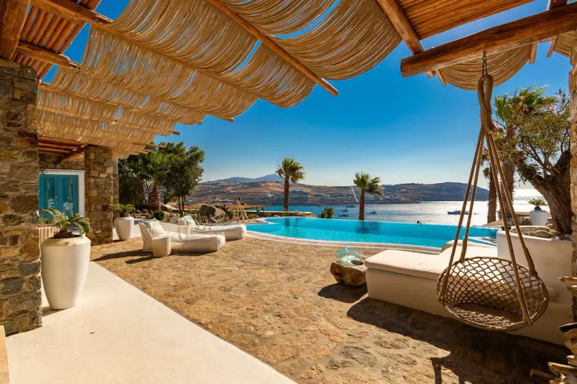 Karkos Beachfront Villa  Private pool - Image 1