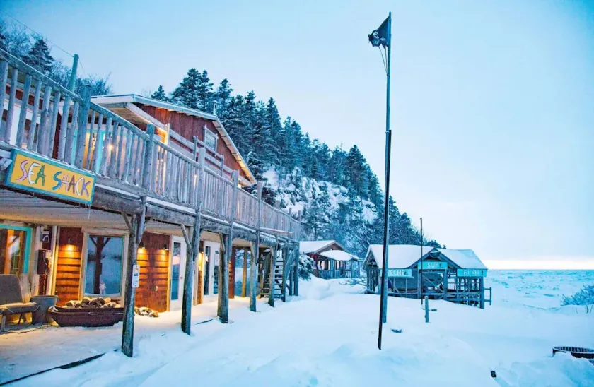Le Ski Shack - Image 1