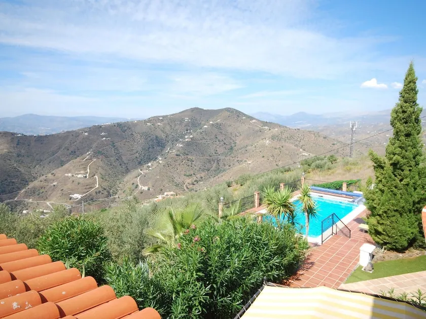 Impressive Villa With Private Swimming Pool in Arenas Spain - Image 1