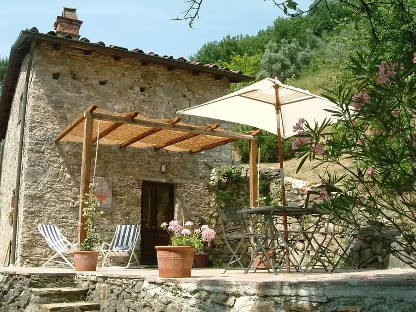 Charming 1 bed Cottage in the Lucca Countryside - Image 1