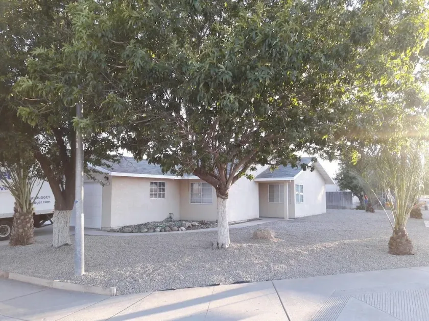 Coalinga Embassy - Image 1