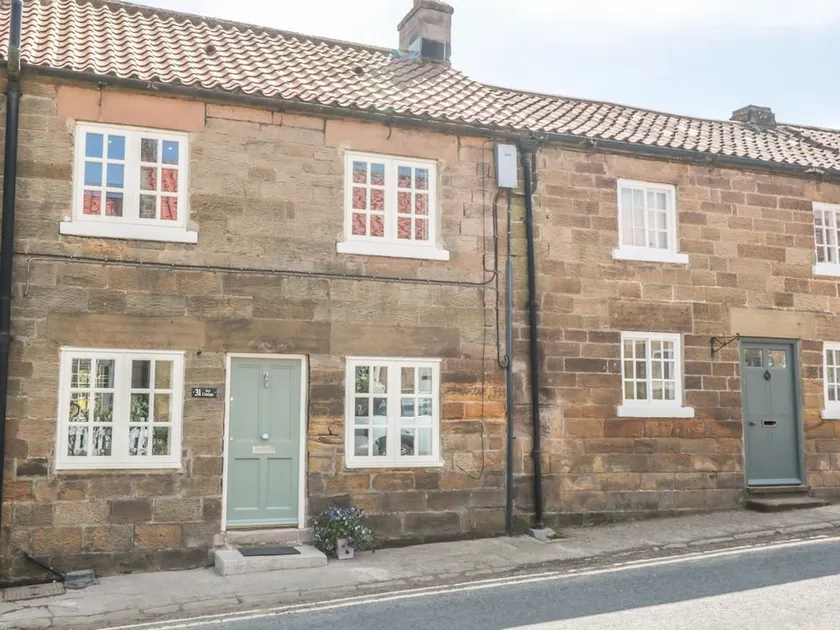 Ivy Cottage - Image 1