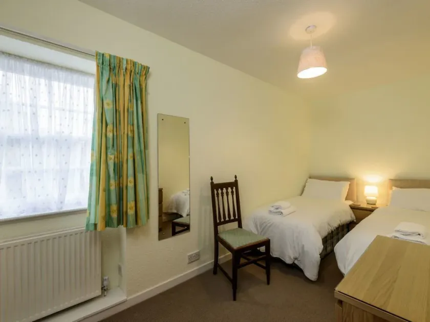 Swifts Cottage - Image 1