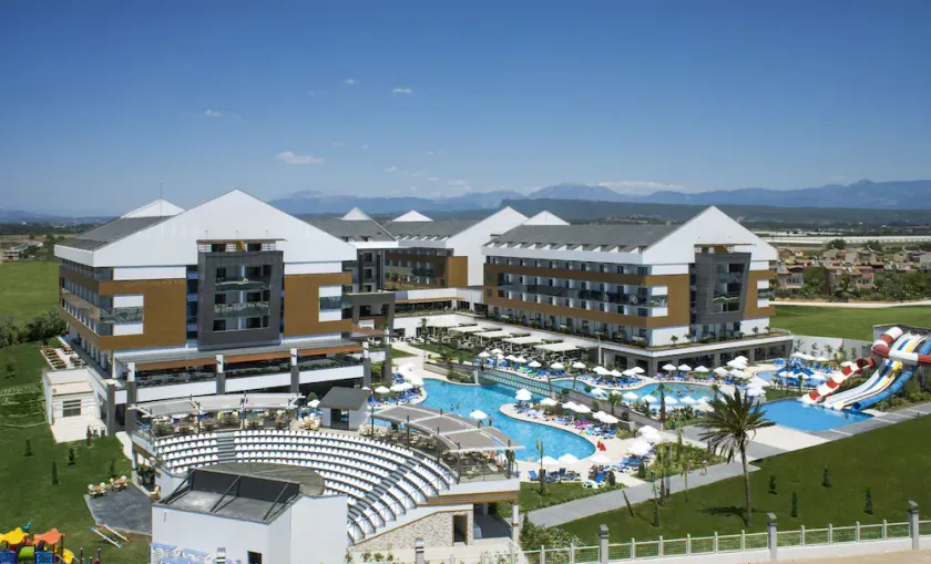 TERRACE ELITE RESORT - Image 1