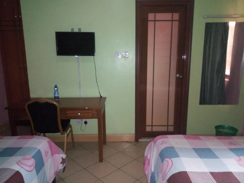 Hotel Veecam - Image 1